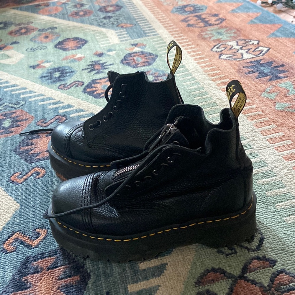 Dr. Martens